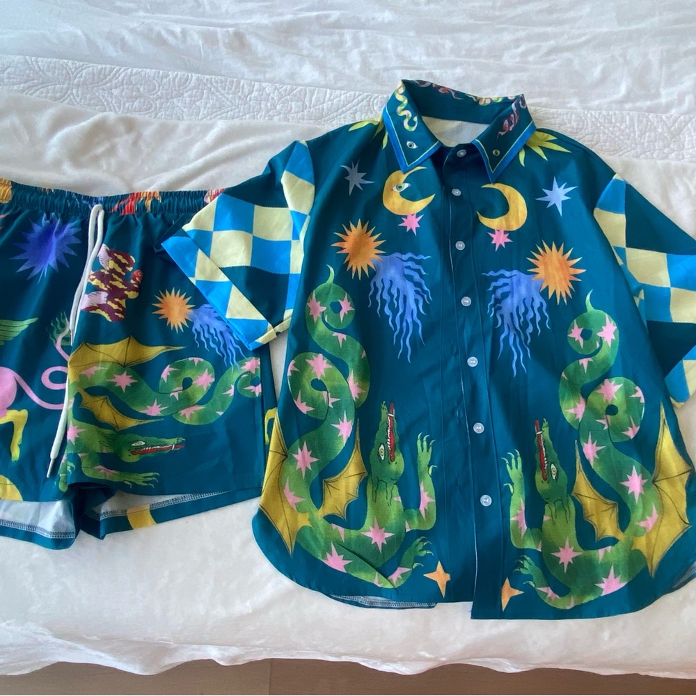 Amazon Blue Graphic Women's Athletic Shorts